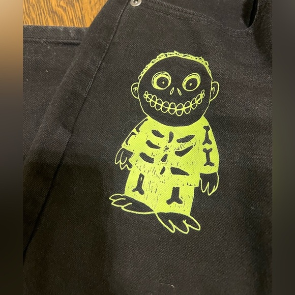 HOT TOPIC DISNEY The Nightmare Before Christmas Oogie Boogie Mom Jean SZ 17 Plus - Picture 8 of 14